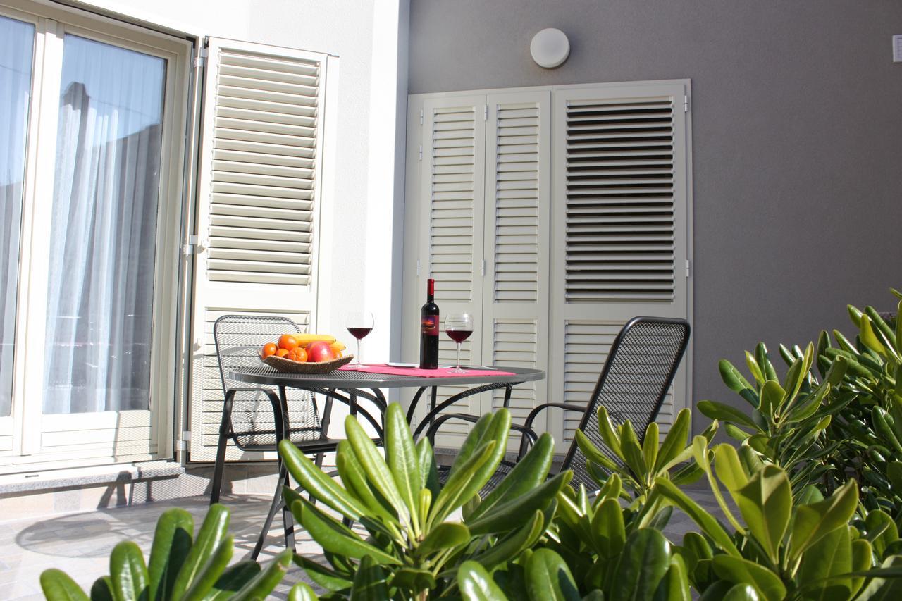 Aurora Apartments Σίμπενικ Εξωτερικό φωτογραφία