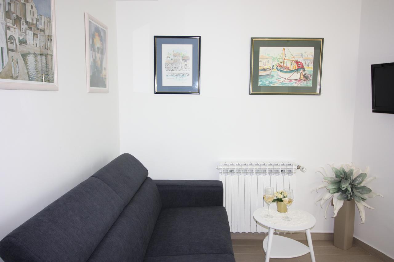 Aurora Apartments Σίμπενικ Εξωτερικό φωτογραφία
