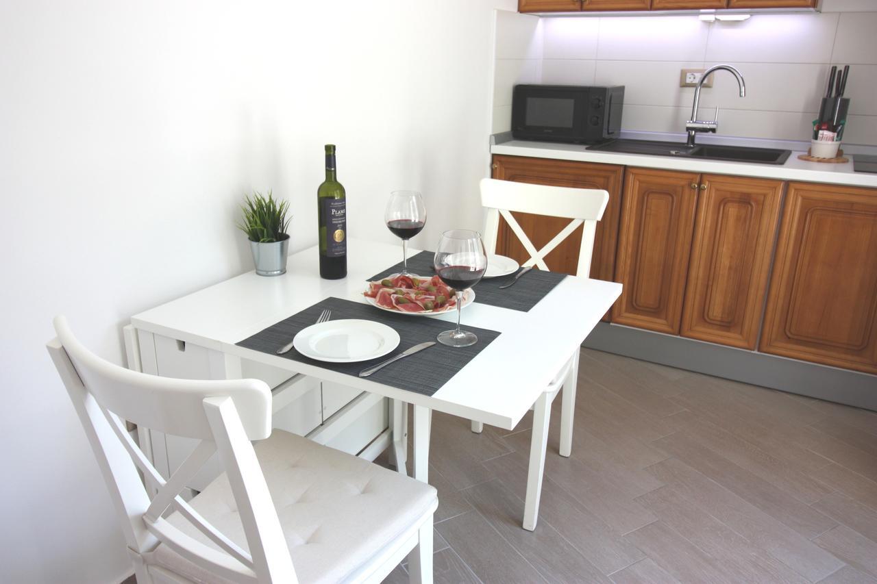 Aurora Apartments Σίμπενικ Εξωτερικό φωτογραφία
