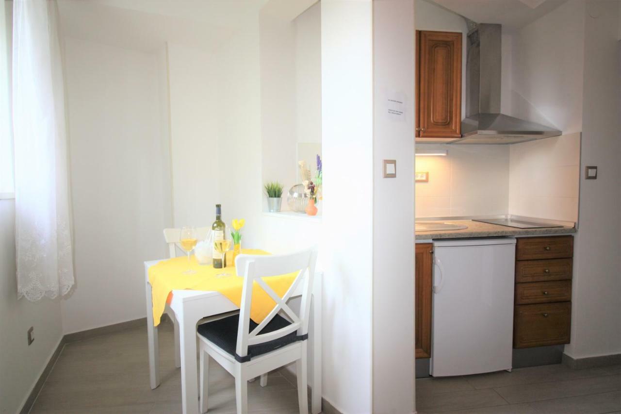 Aurora Apartments Σίμπενικ Εξωτερικό φωτογραφία