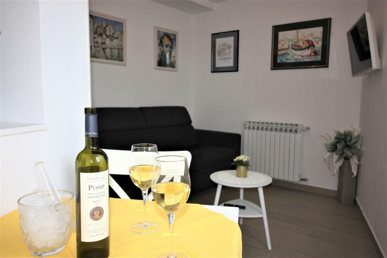 Aurora Apartments Σίμπενικ Εξωτερικό φωτογραφία