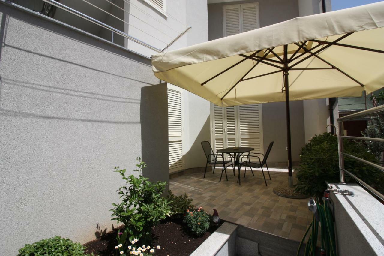 Aurora Apartments Σίμπενικ Εξωτερικό φωτογραφία